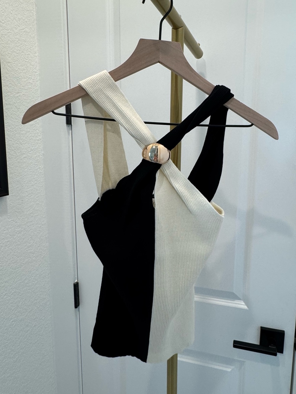 Colorblock Black and Cream Ribbed Top